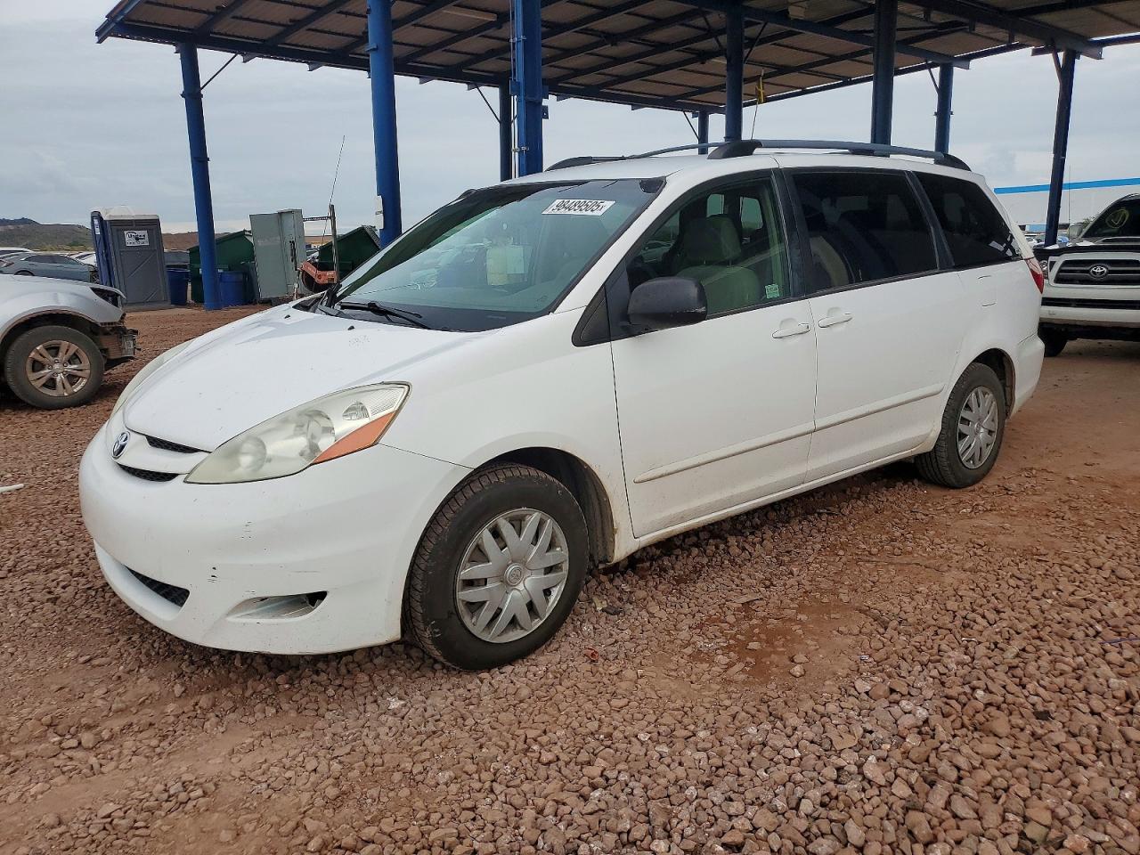 2008 TOYOTA SIENNA