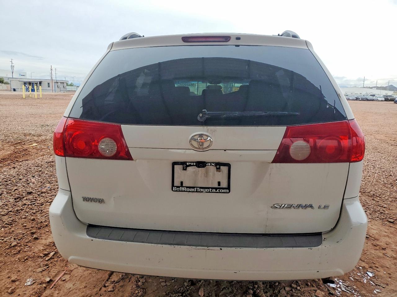 2008 TOYOTA SIENNA photo 11