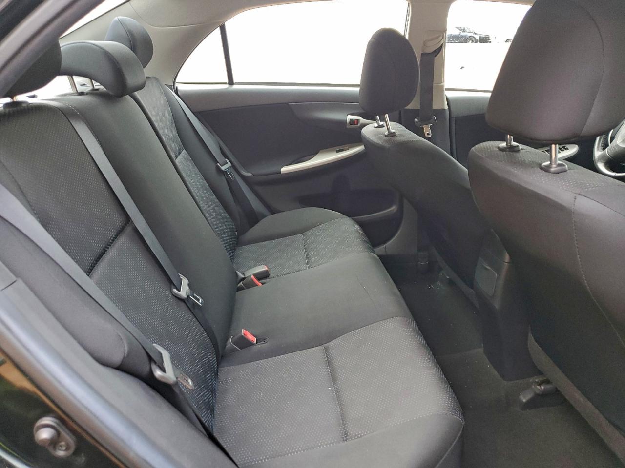 2010 TOYOTA COROLLA BASE photo 10