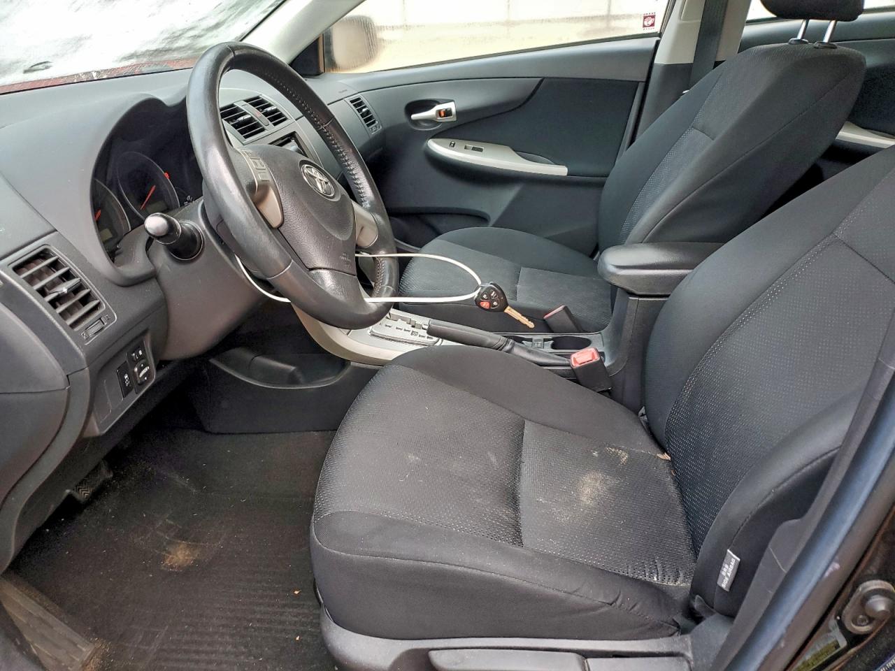 2010 TOYOTA COROLLA BASE photo 7