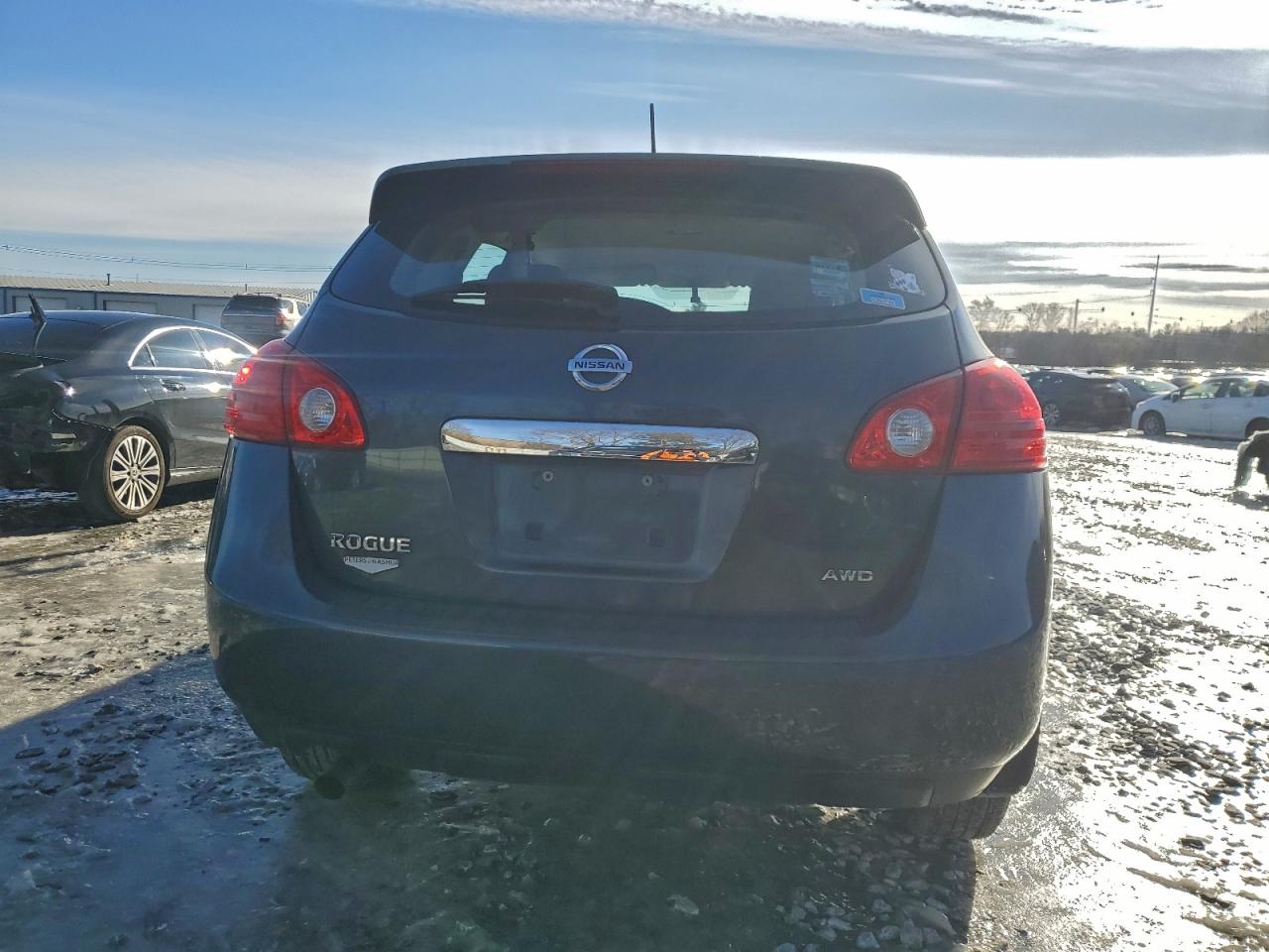 2013 NISSAN ROGUE S photo 6