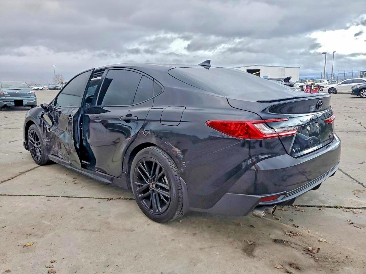 2025 TOYOTA CAMRY XSE photo 2