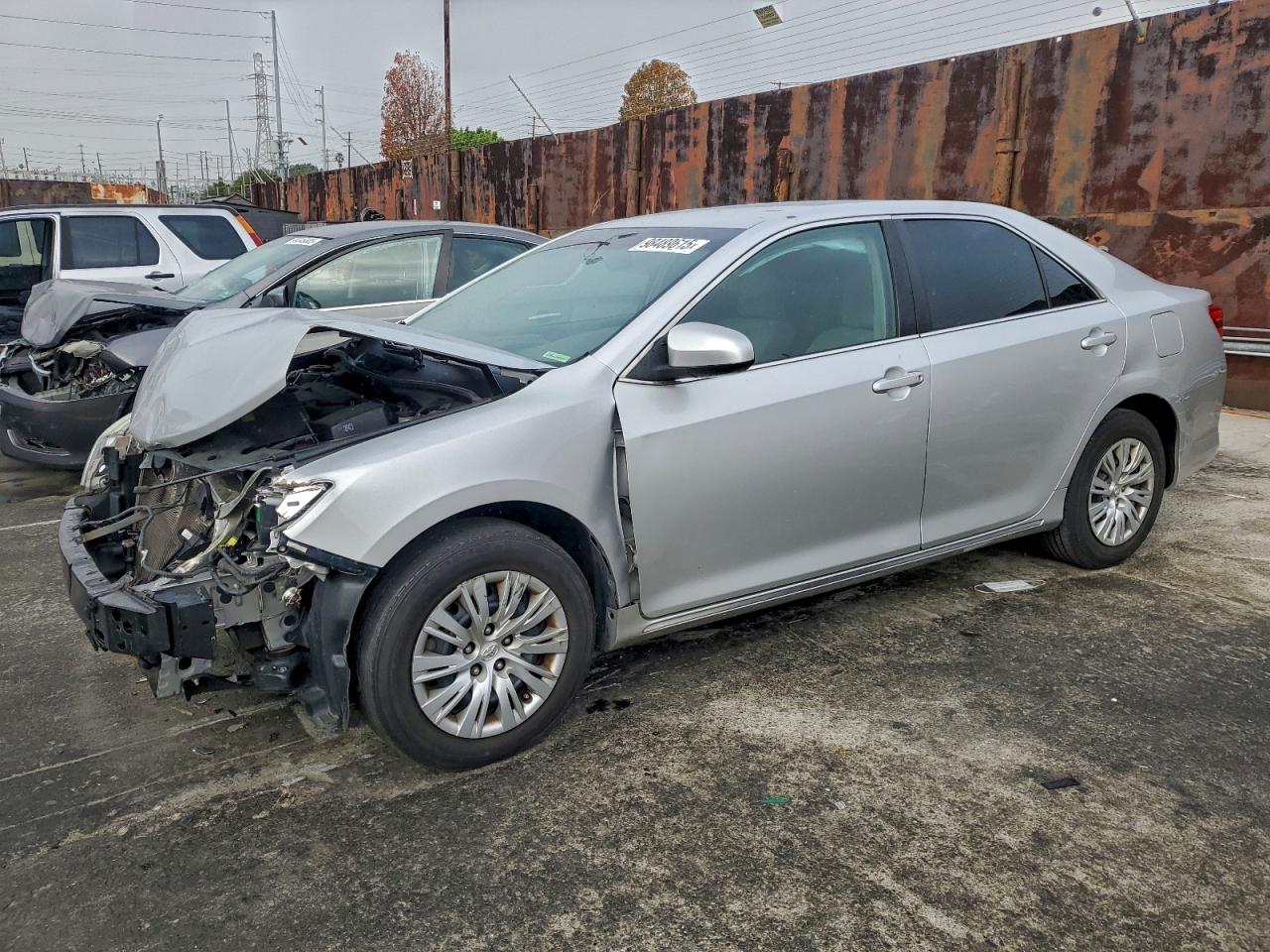 2014 TOYOTA CAMRY