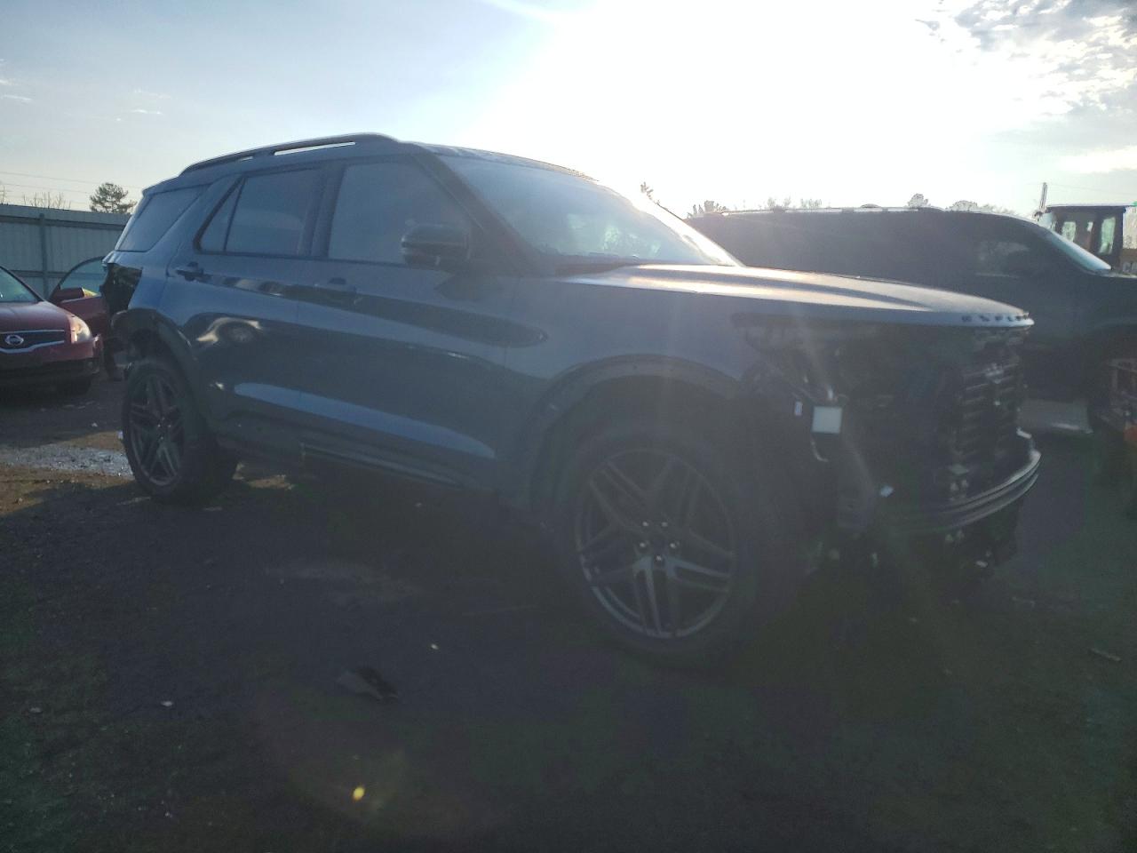 2025 FORD EXPLORER ST photo 4