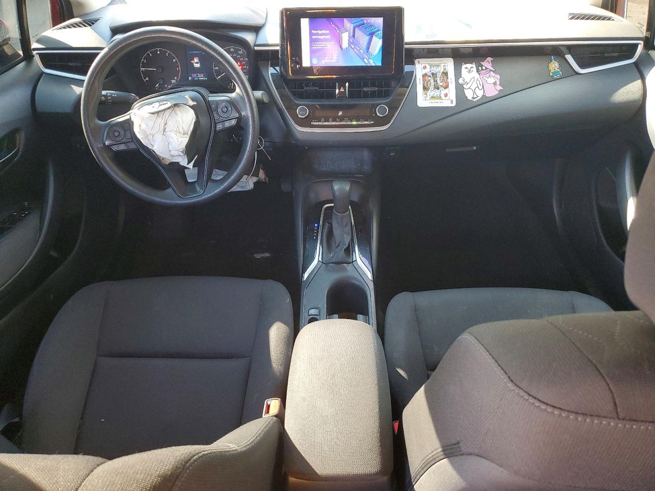2024 TOYOTA COROLLA LE photo 8