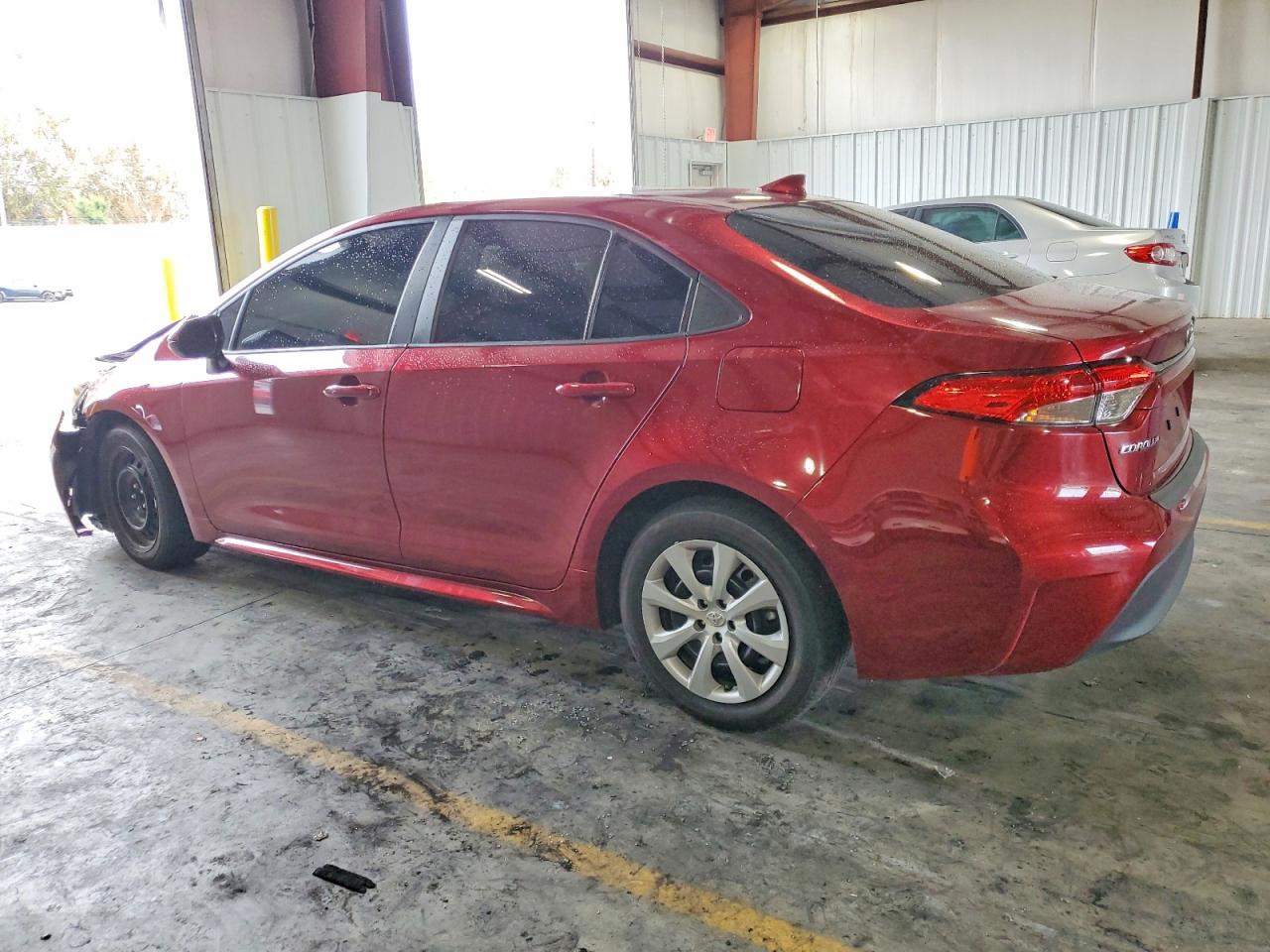 2024 TOYOTA COROLLA LE photo 2
