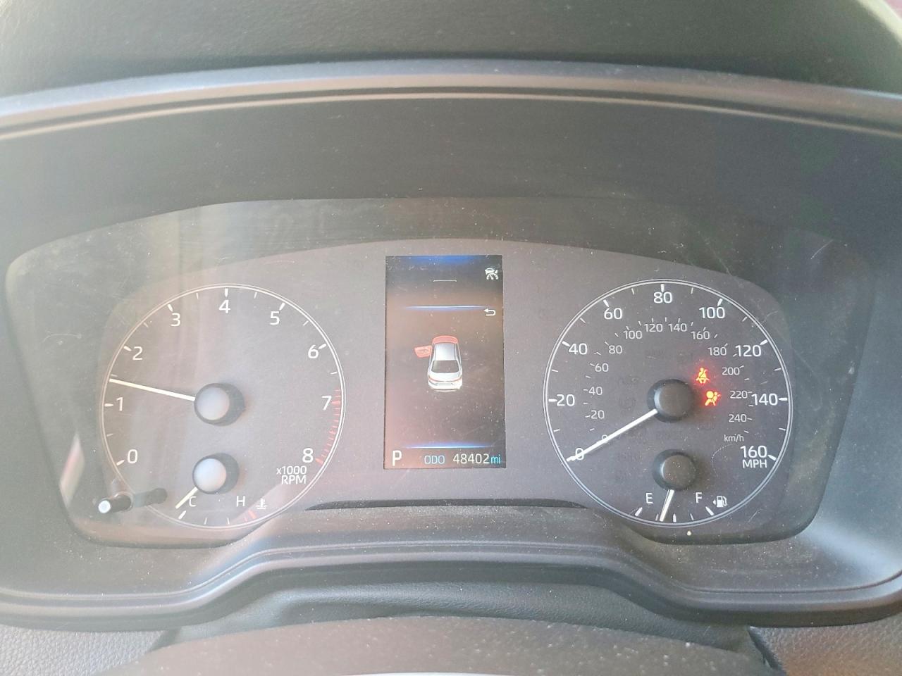 2024 TOYOTA COROLLA LE photo 9