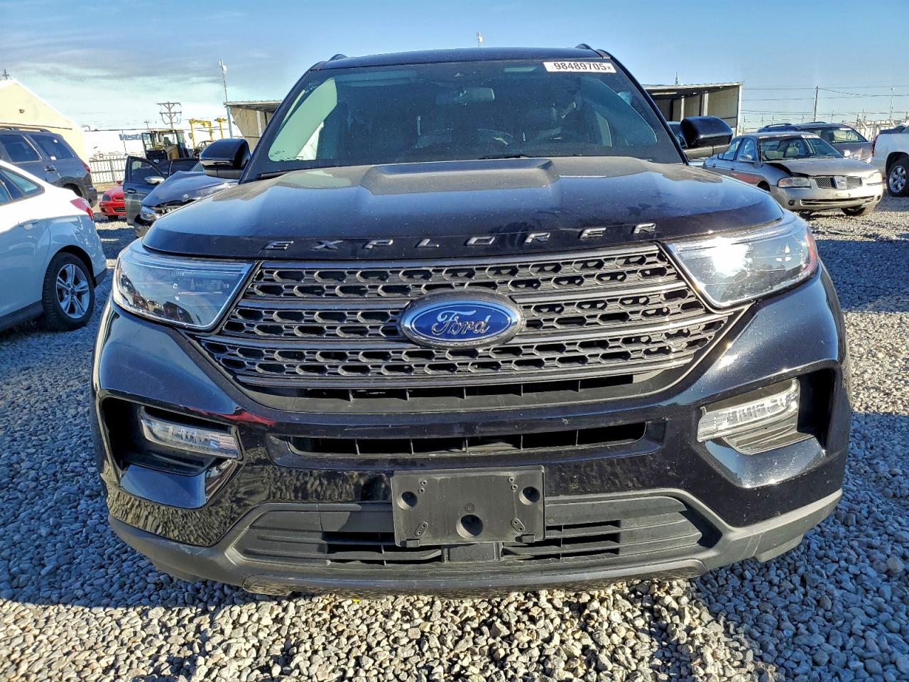 2023 FORD EXPLORER XLT photo 9