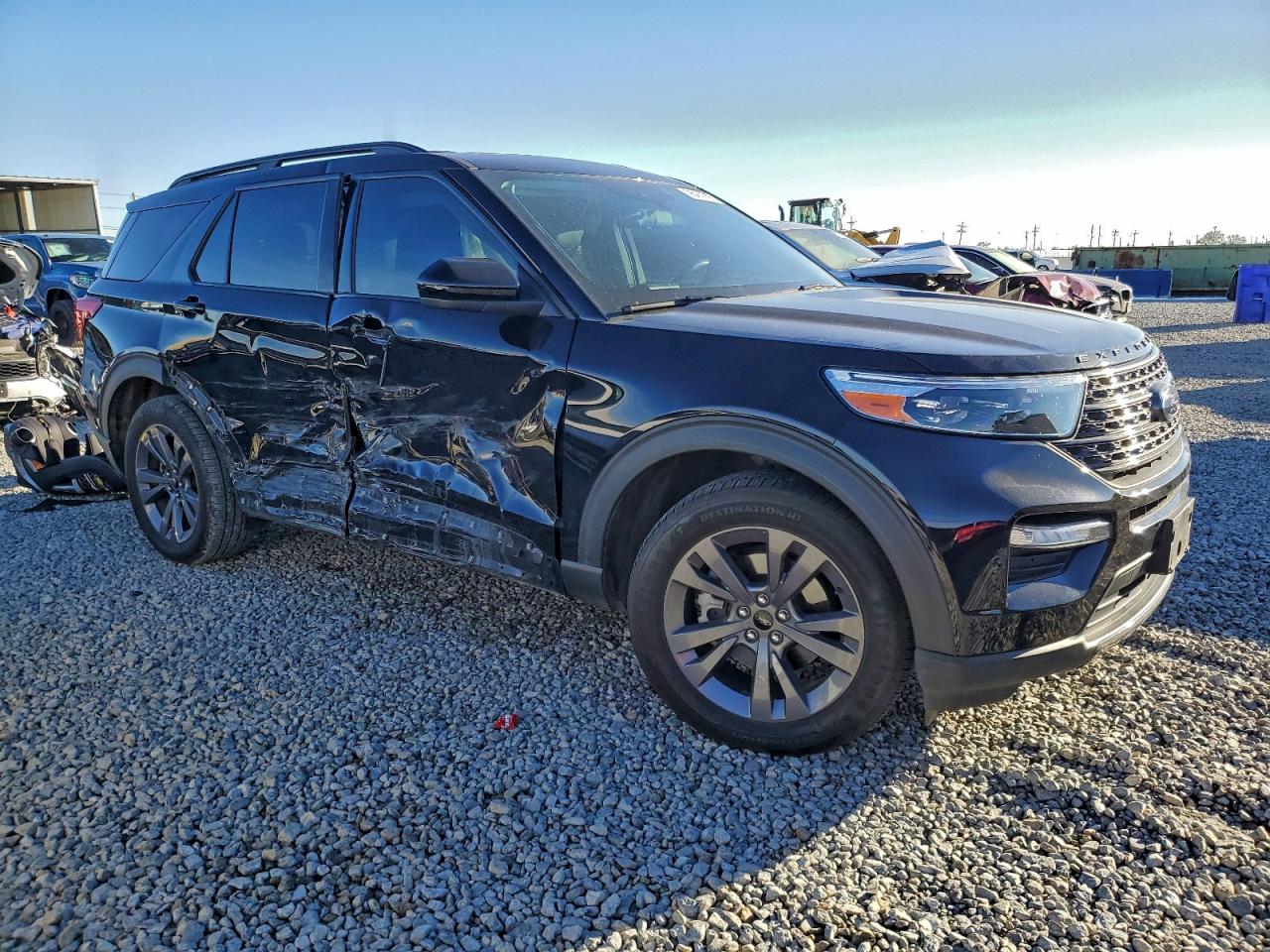 2023 FORD EXPLORER XLT photo 7