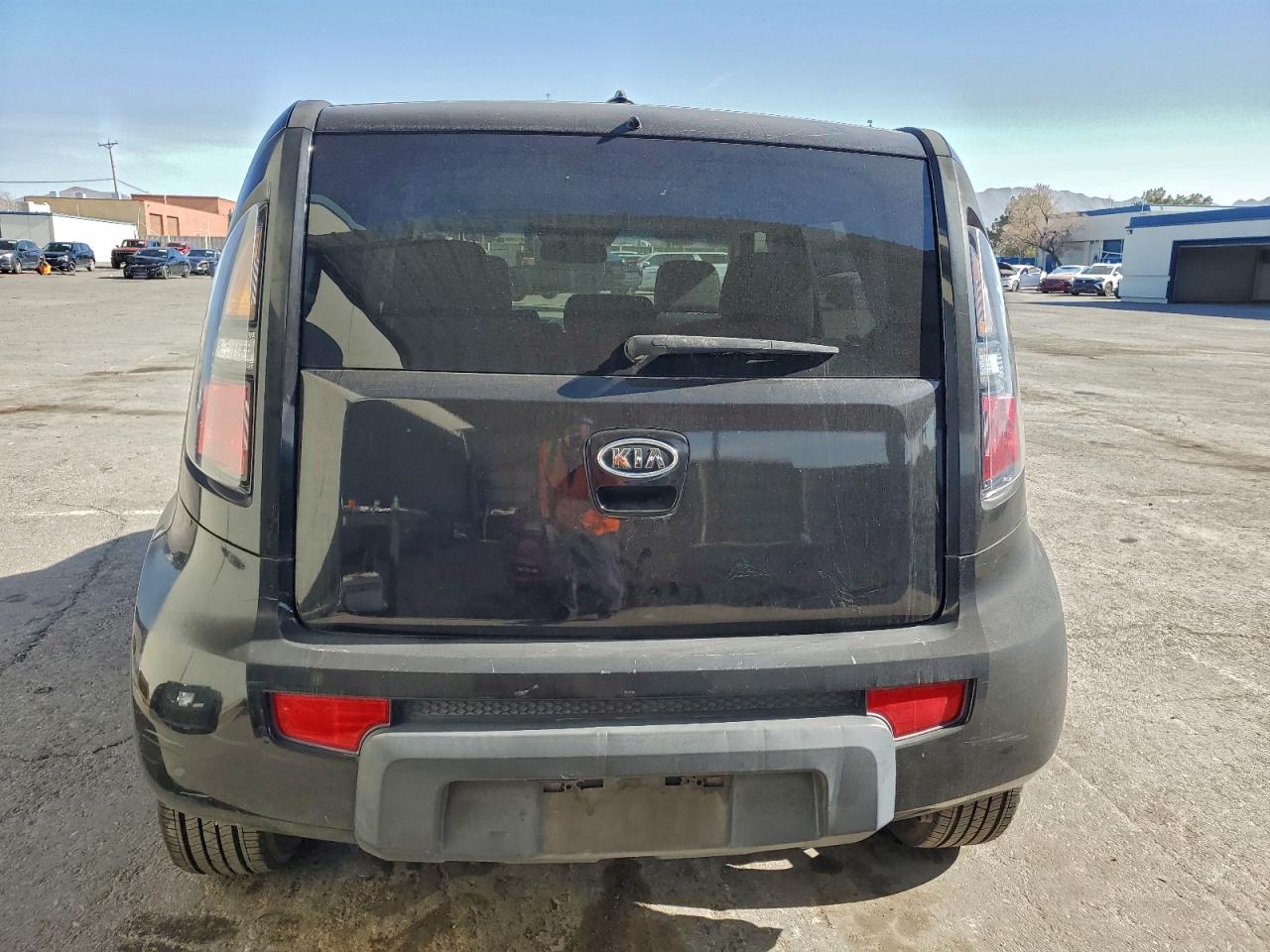 2011 KIA SOUL + photo 11