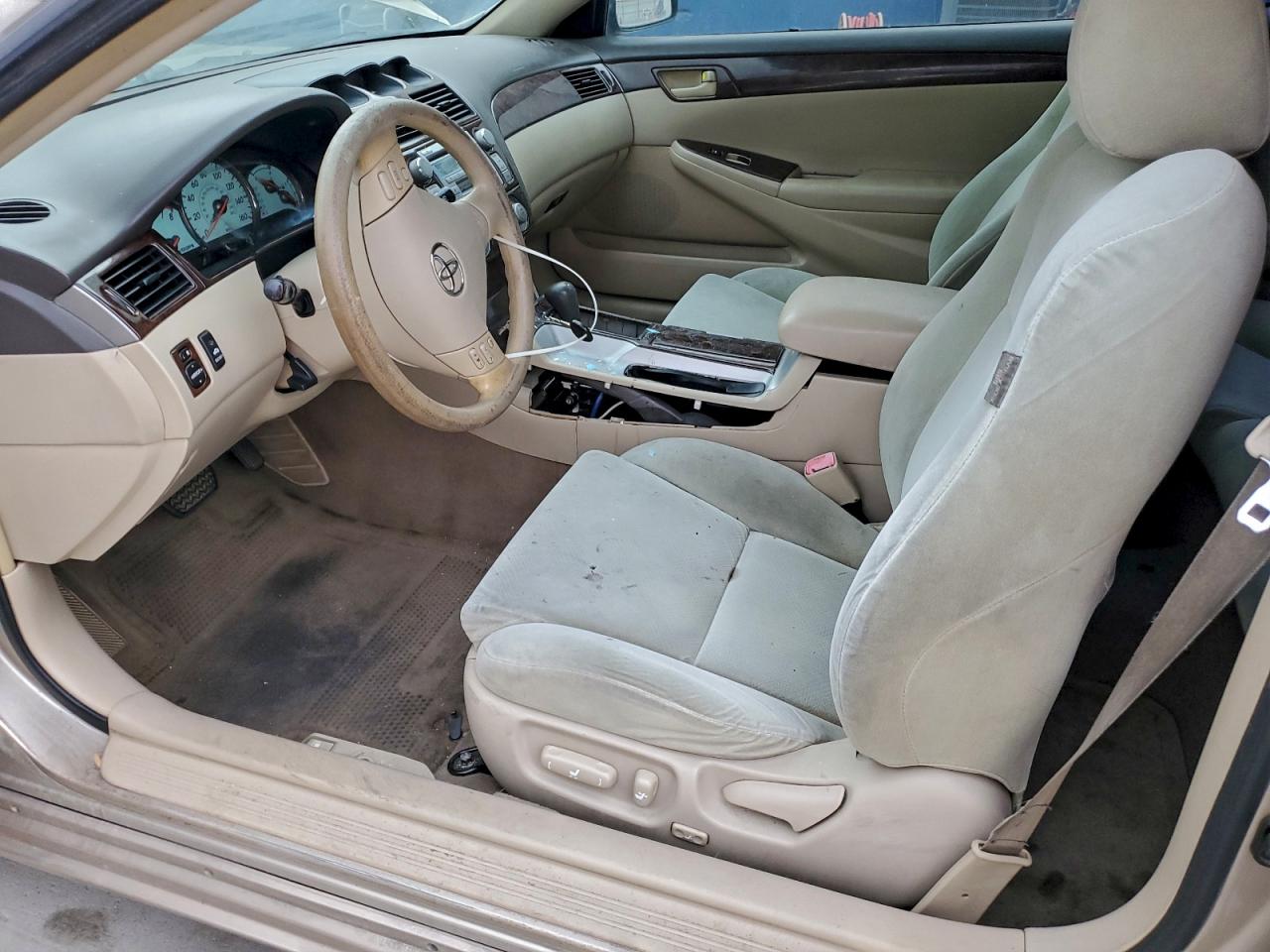 2006 TOYOTA CAMRY SOLARA SE photo 7