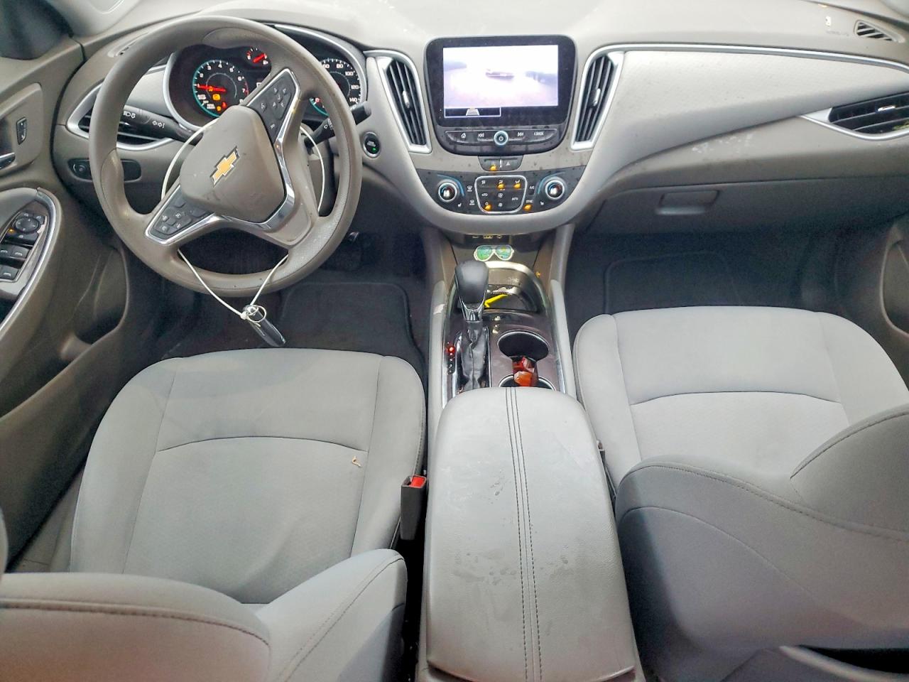 2022 CHEVROLET MALIBU LT photo 8