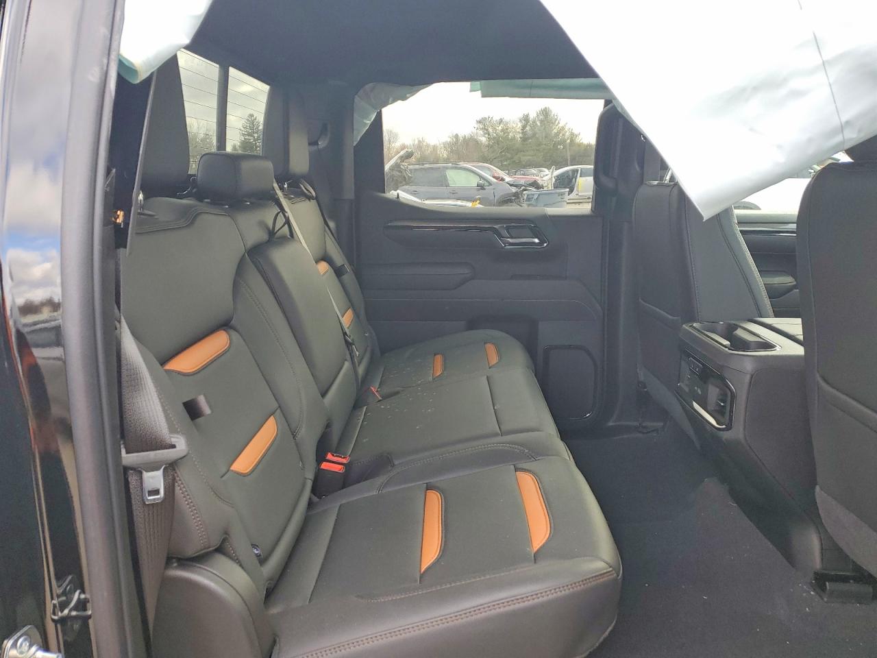 2025 GMC SIERRA K1500 AT4 photo 10