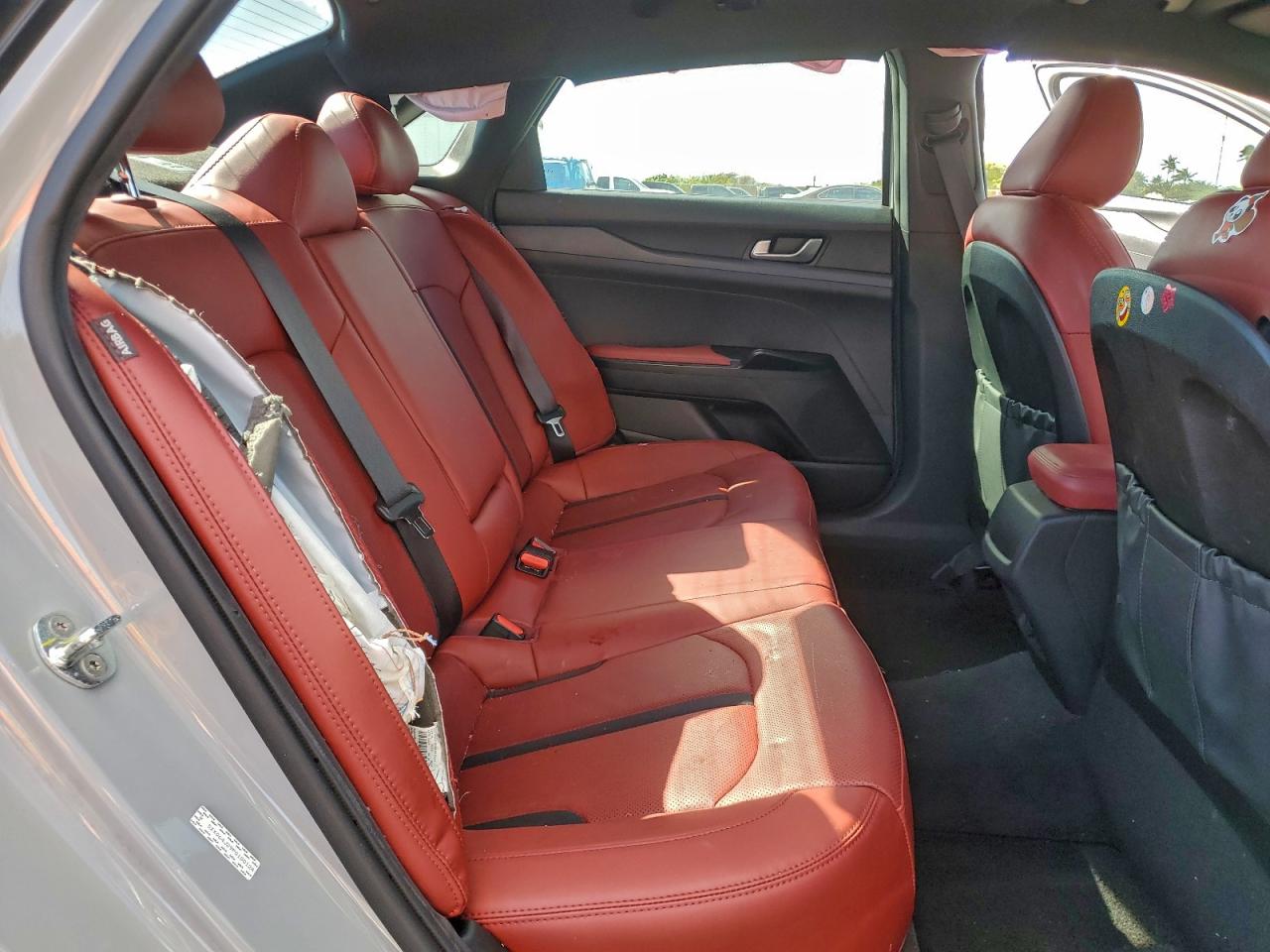 2023 KIA K5 GT LINE photo 10