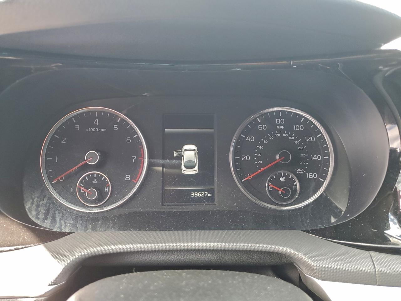 2023 KIA K5 GT LINE photo 9