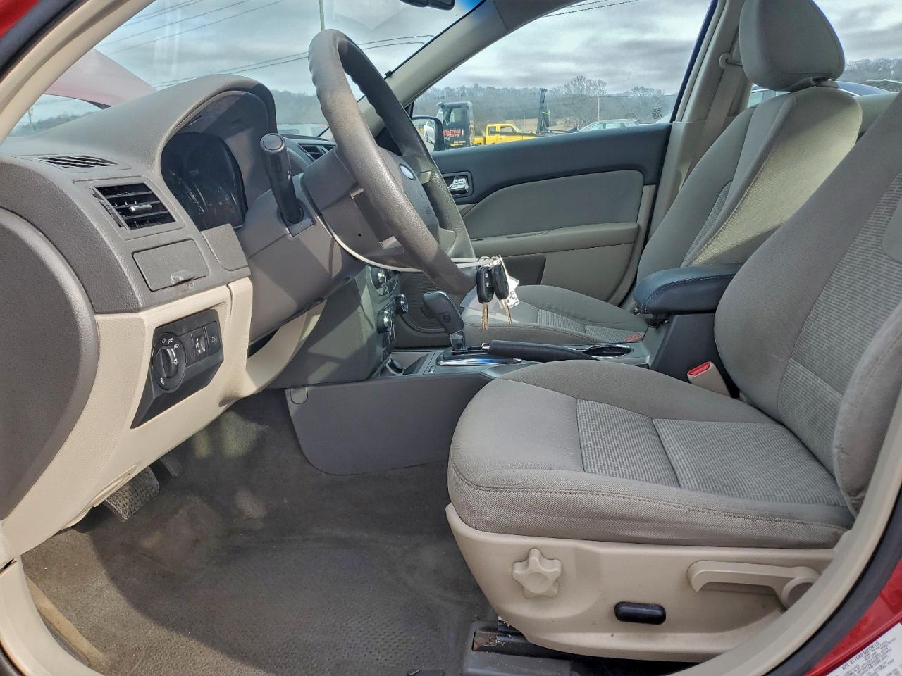 2010 FORD FUSION SE photo 7