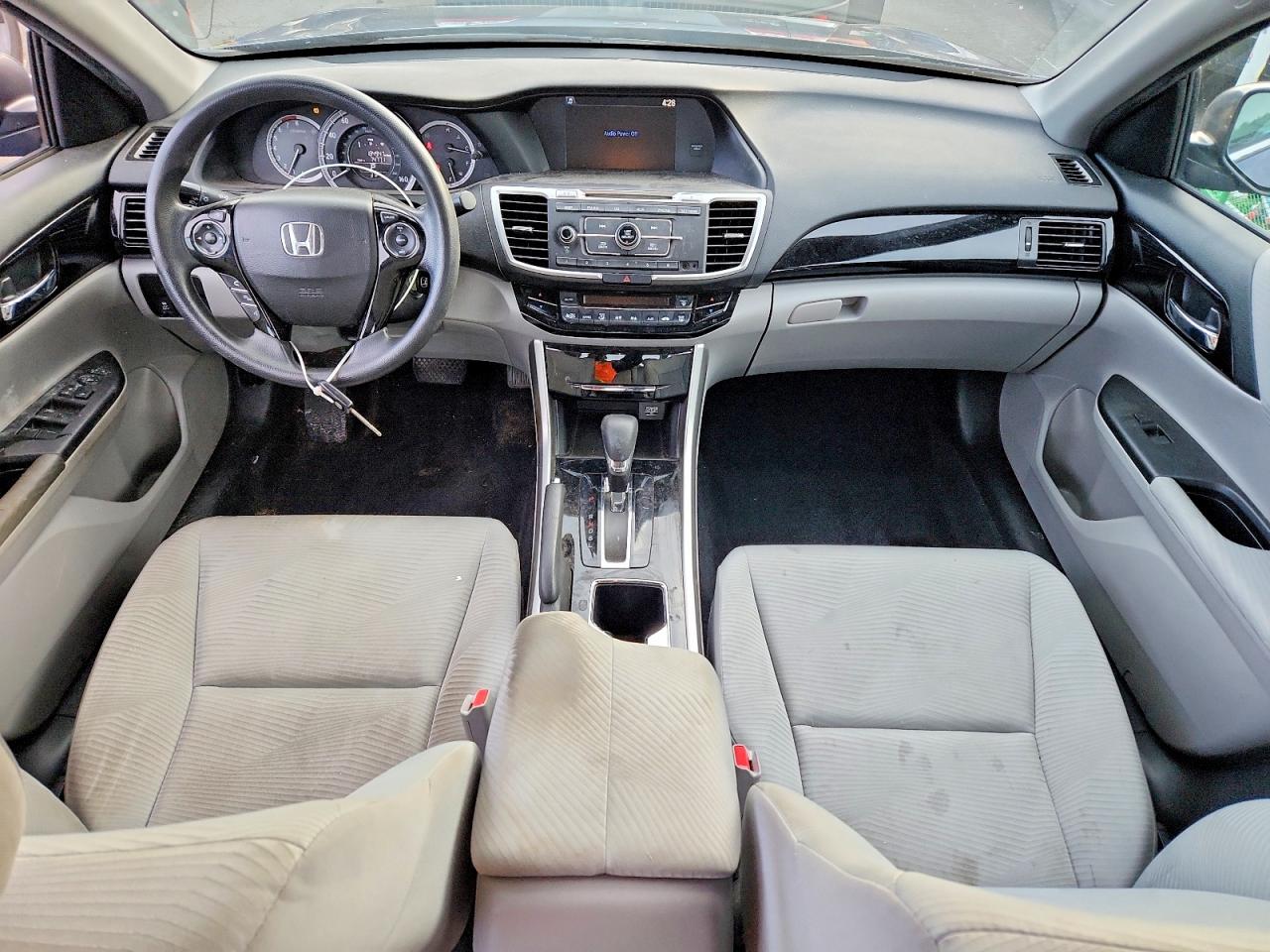 2016 HONDA ACCORD LX photo 8