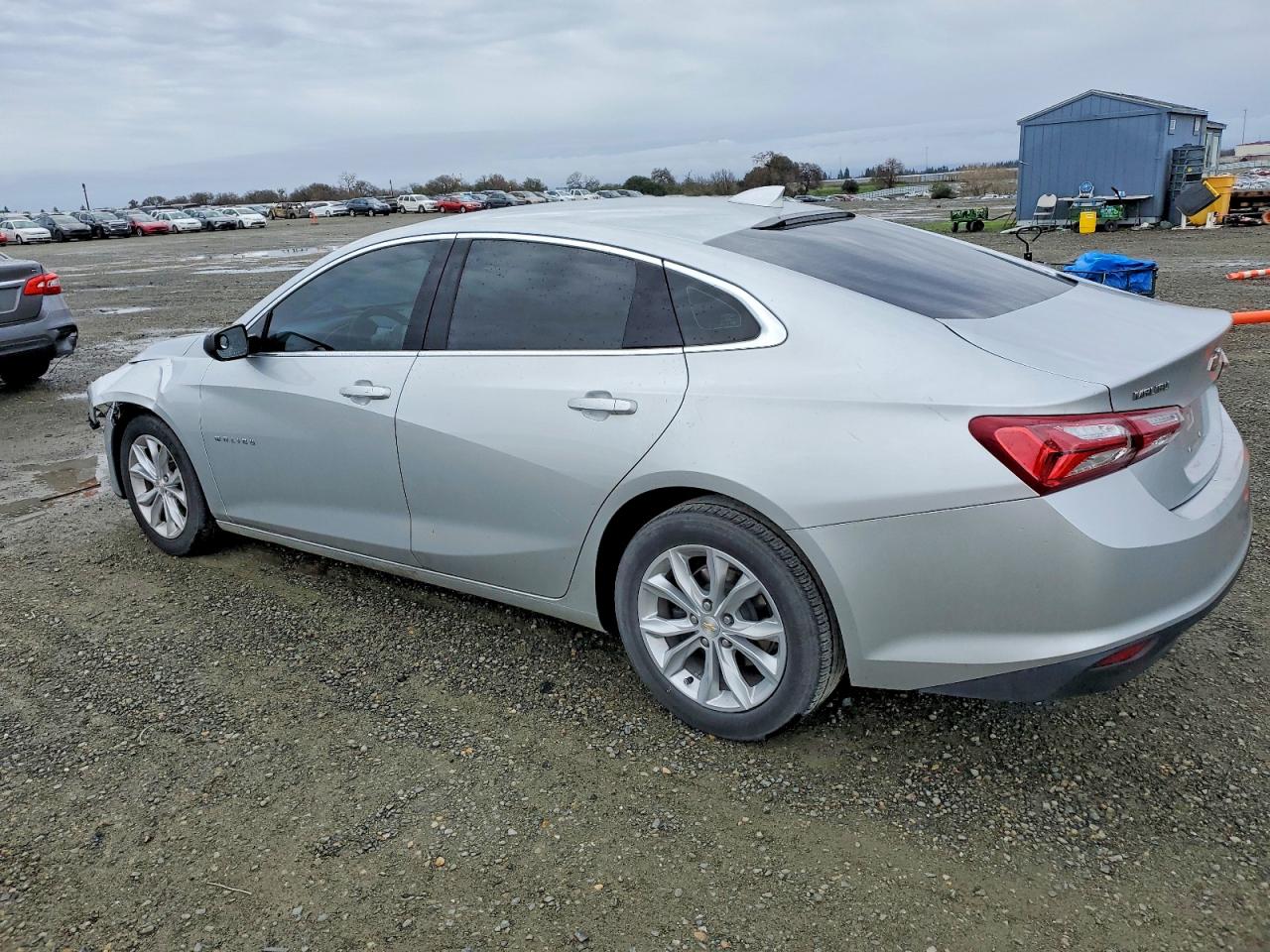 2022 CHEVROLET MALIBU LT photo 2