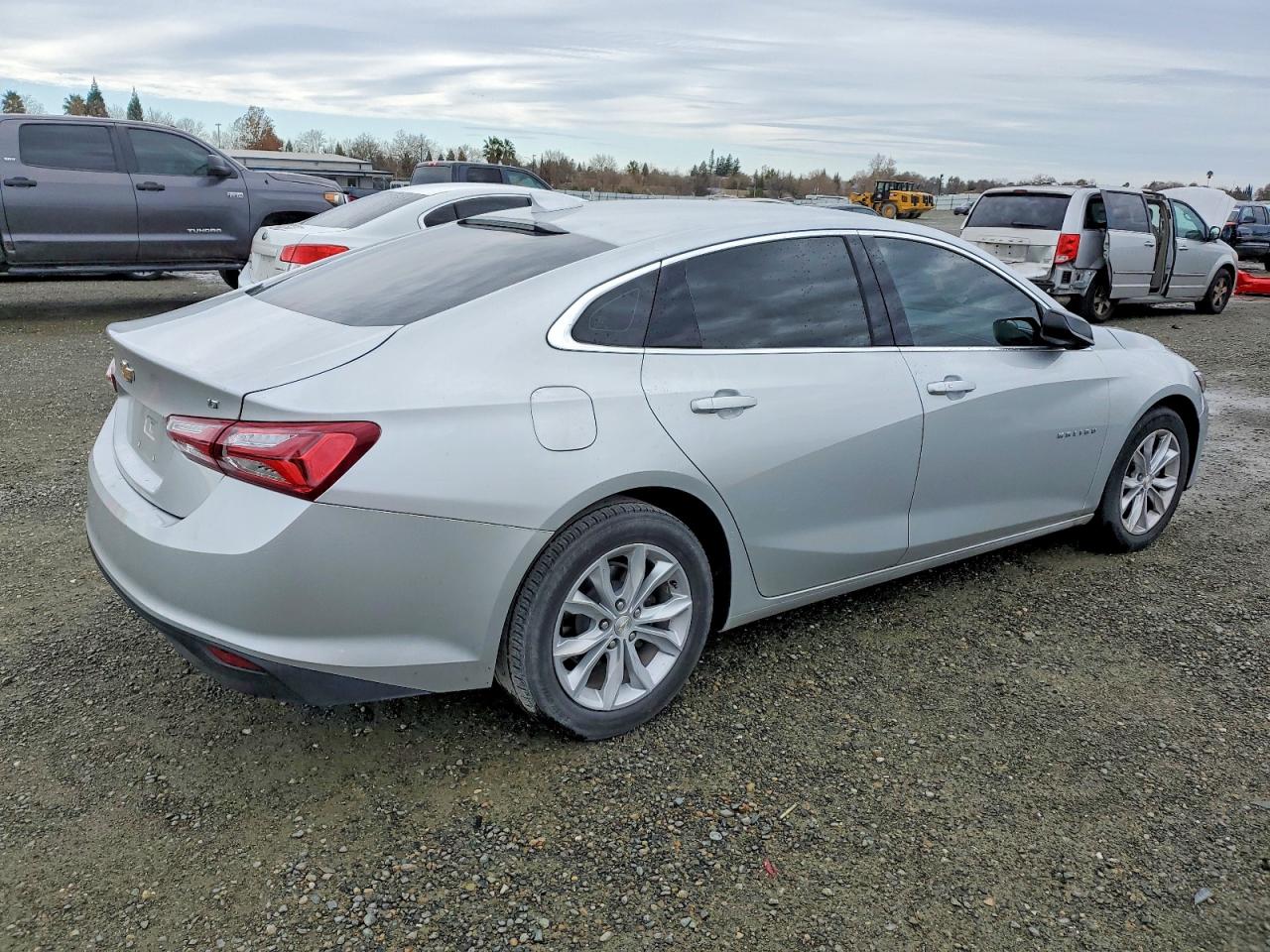 2022 CHEVROLET MALIBU LT photo 3