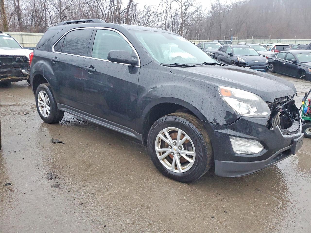 2017 CHEVROLET EQUINOX LT photo 4