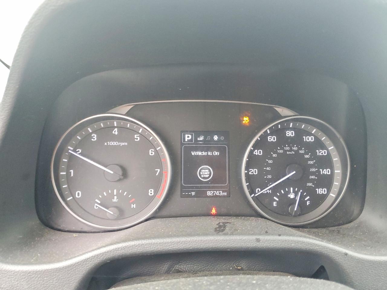 2017 HYUNDAI ELANTRA SE photo 9