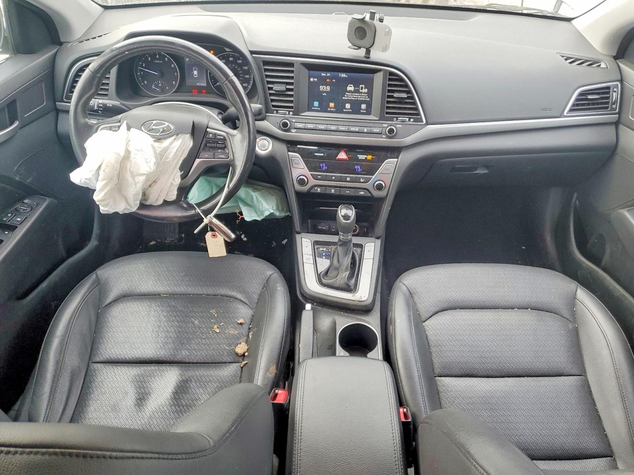2017 HYUNDAI ELANTRA SE photo 8