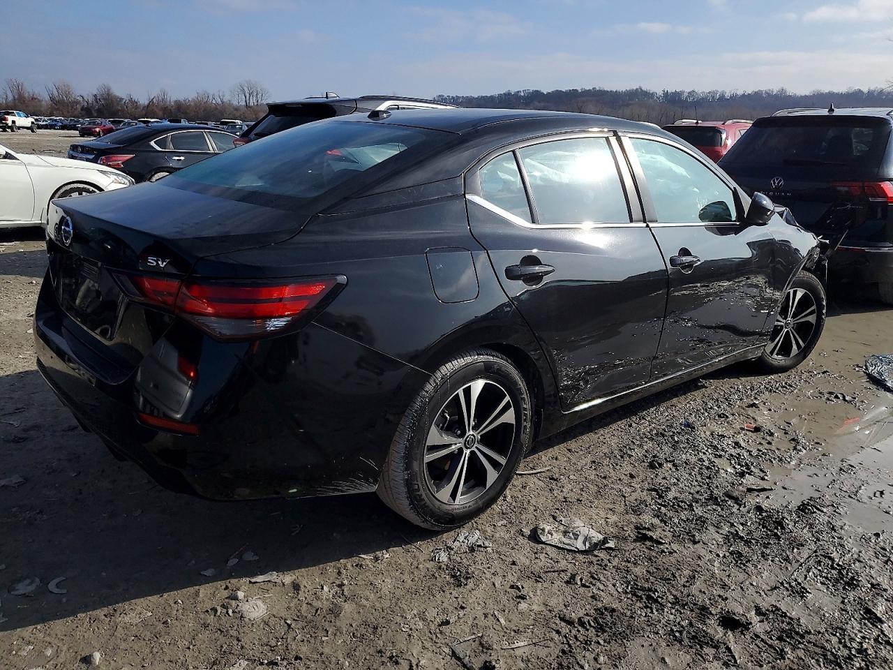 2022 NISSAN SENTRA SV photo 3