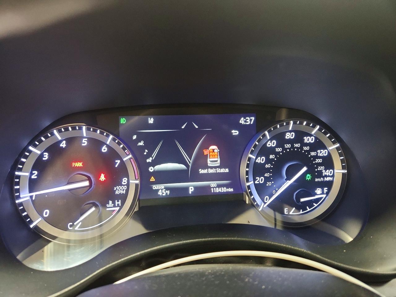 2022 TOYOTA HIGHLANDER XLE photo 25