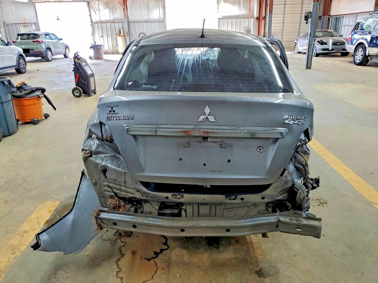 2018 MITSUBISHI MIRAGE G4 ES photo 11