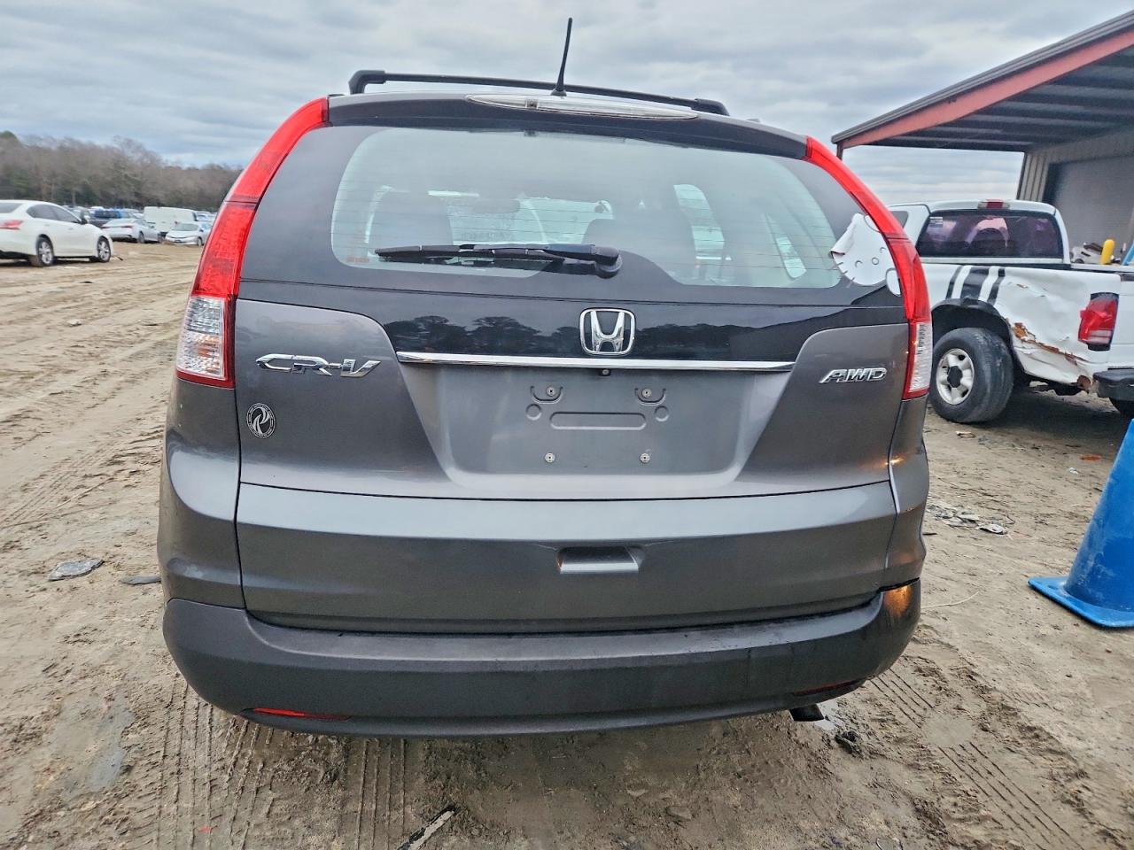 2014 HONDA CR-V LX photo 6