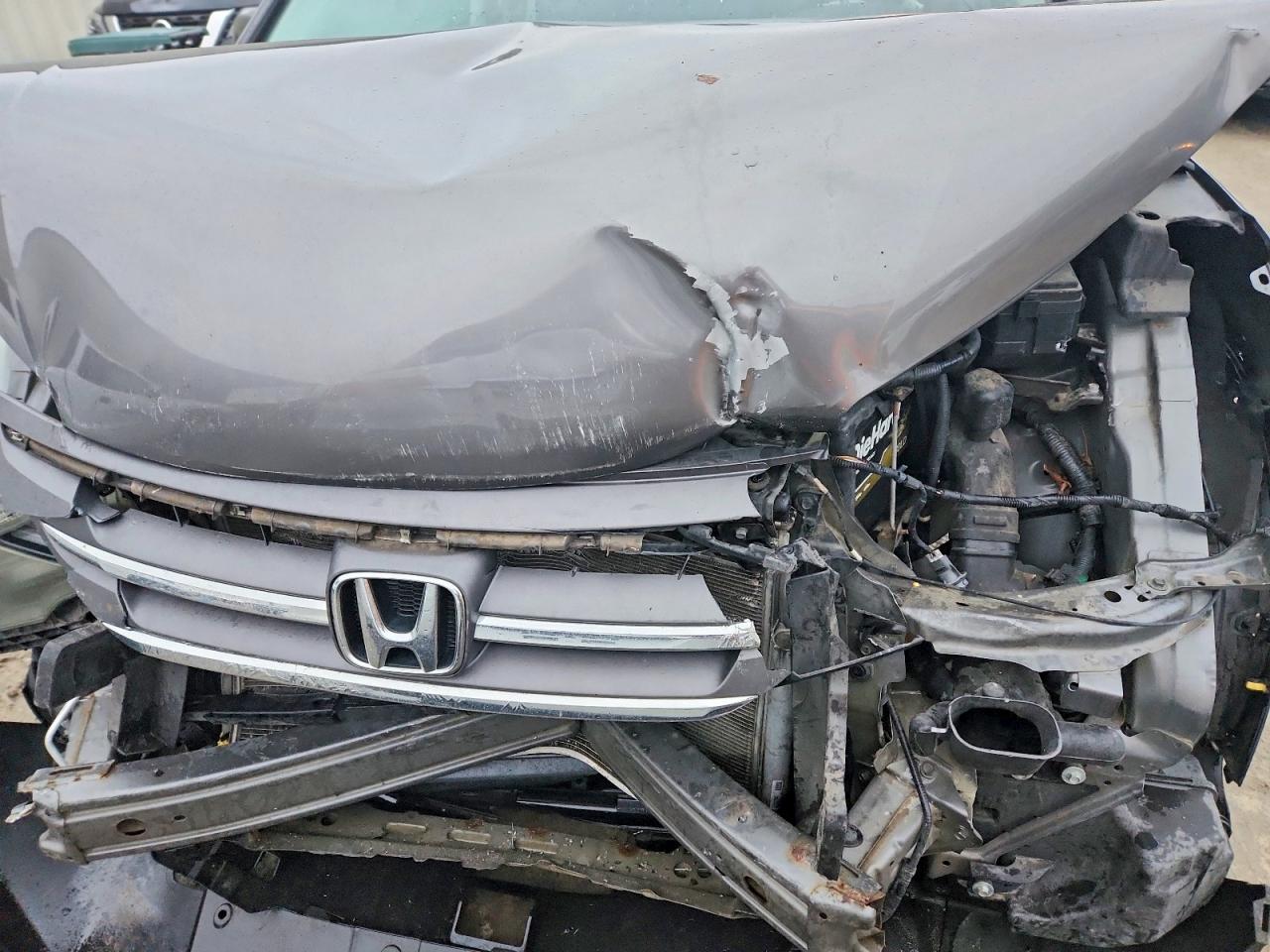 2014 HONDA CR-V LX photo 12