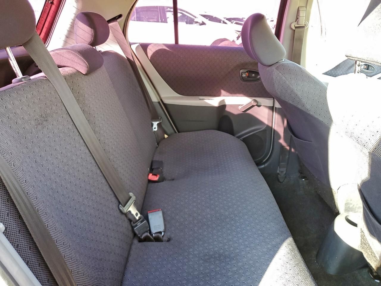 2009 TOYOTA YARIS photo 10