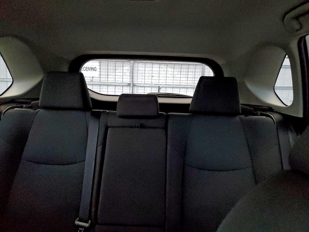 2022 TOYOTA RAV4 LE photo 19