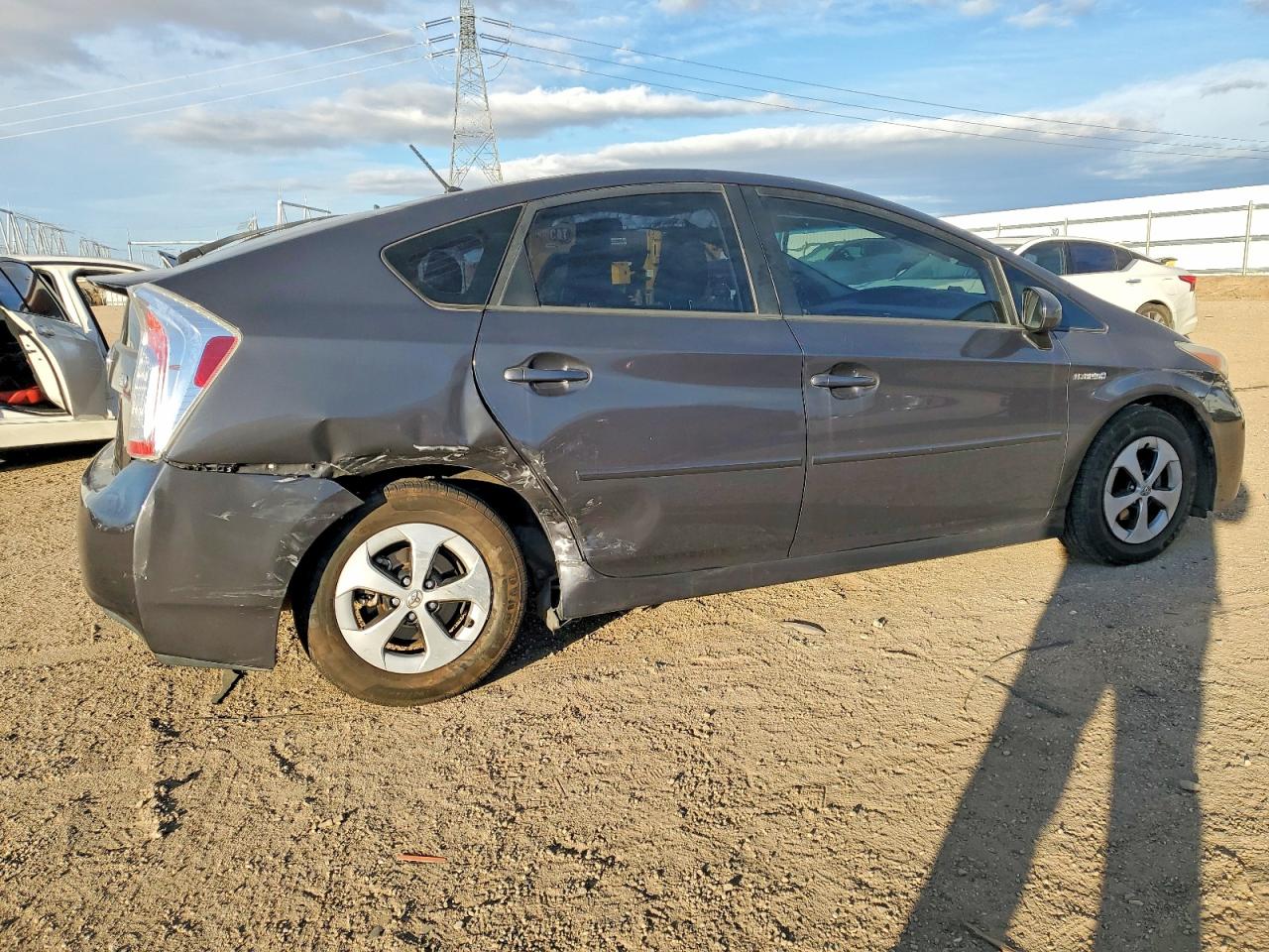 2012 TOYOTA PRIUS photo 3