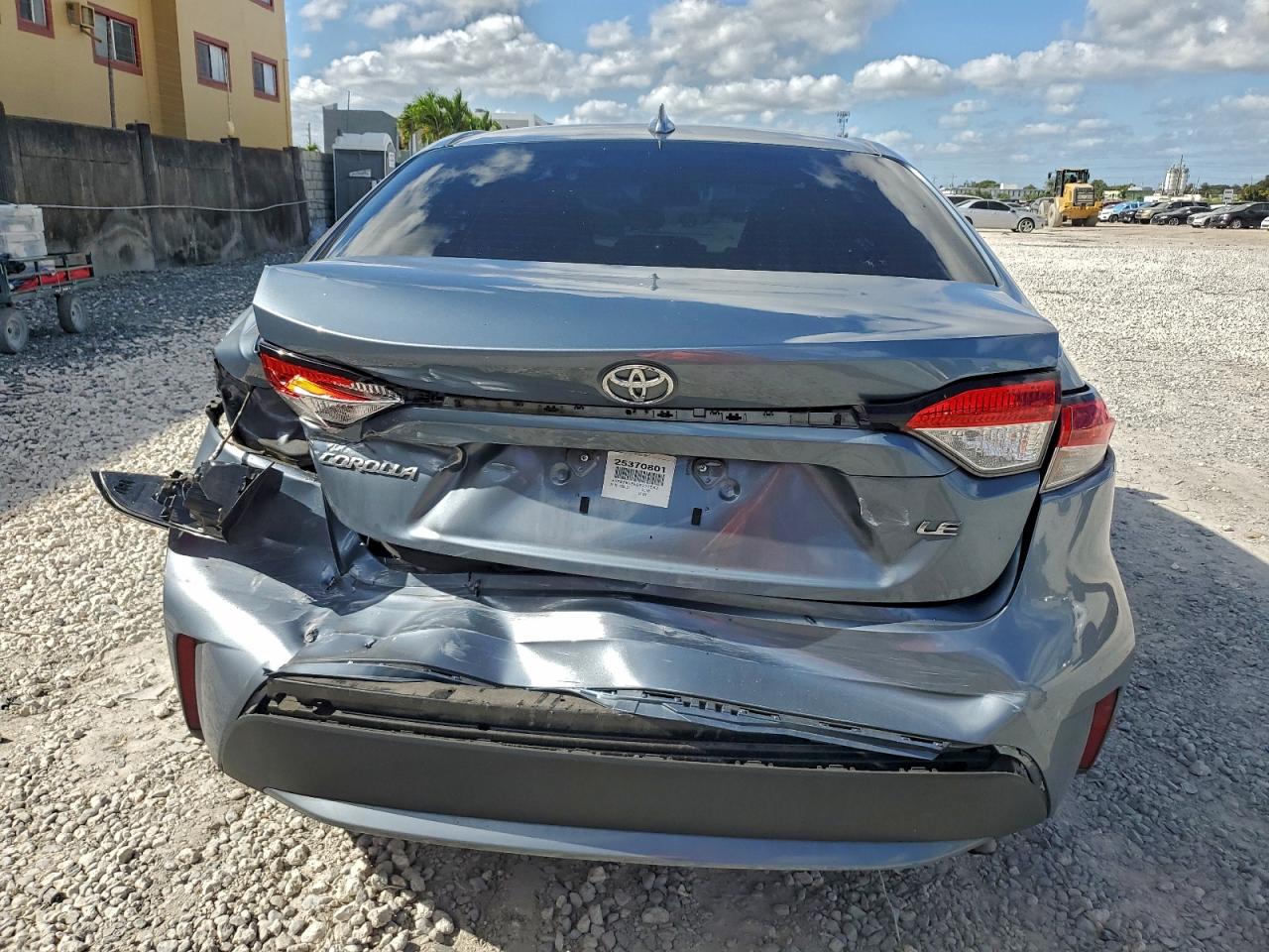 2020 TOYOTA COROLLA LE photo 6