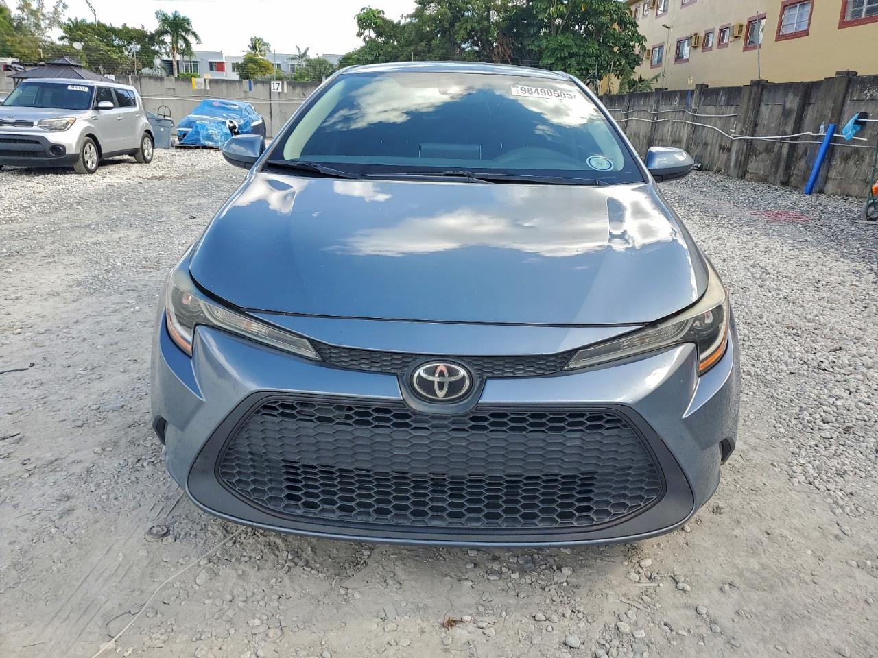 2020 TOYOTA COROLLA LE photo 5