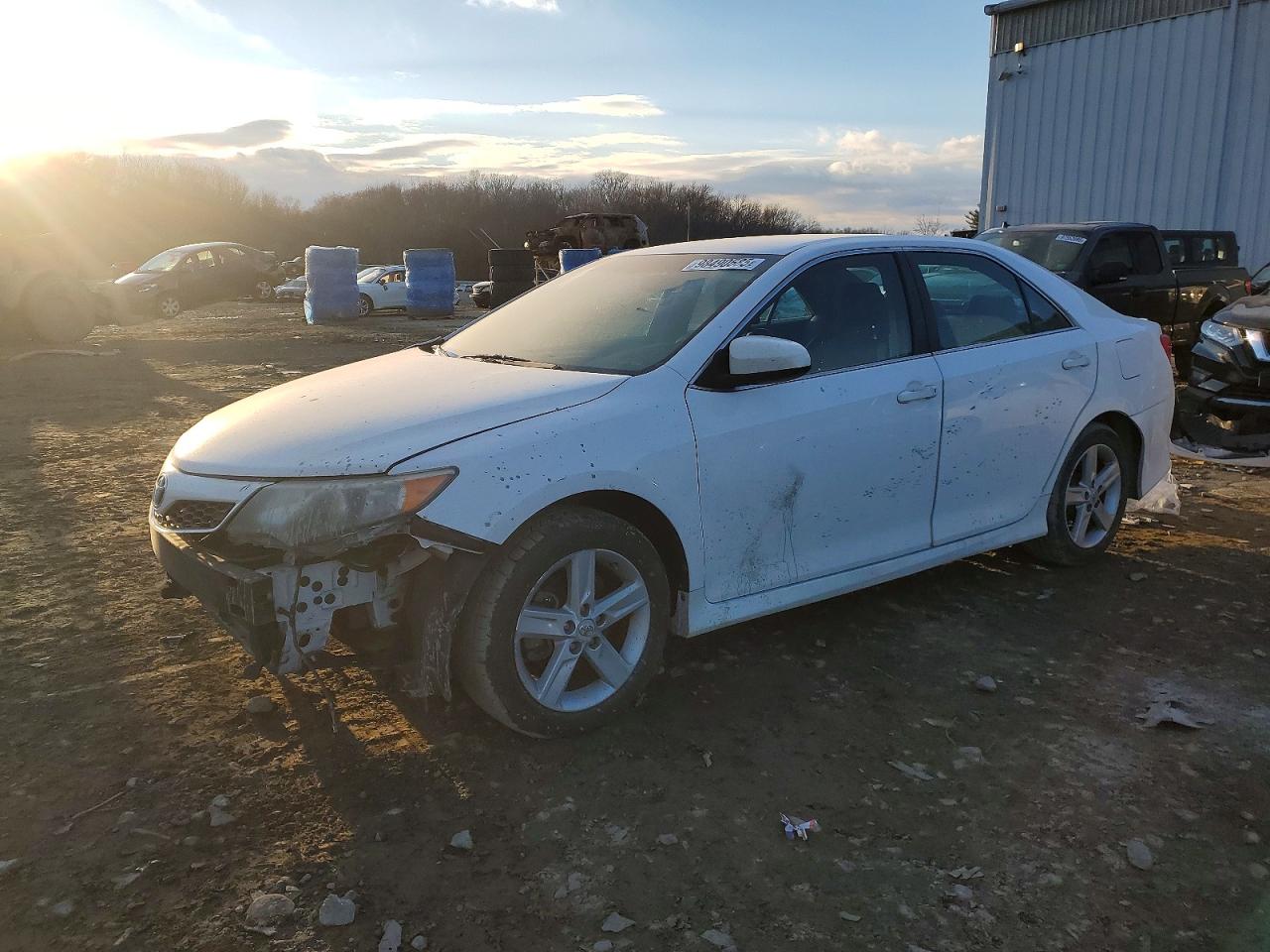 2013 TOYOTA CAMRY