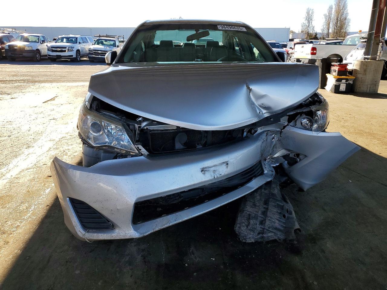 2014 TOYOTA CAMRY L photo 5