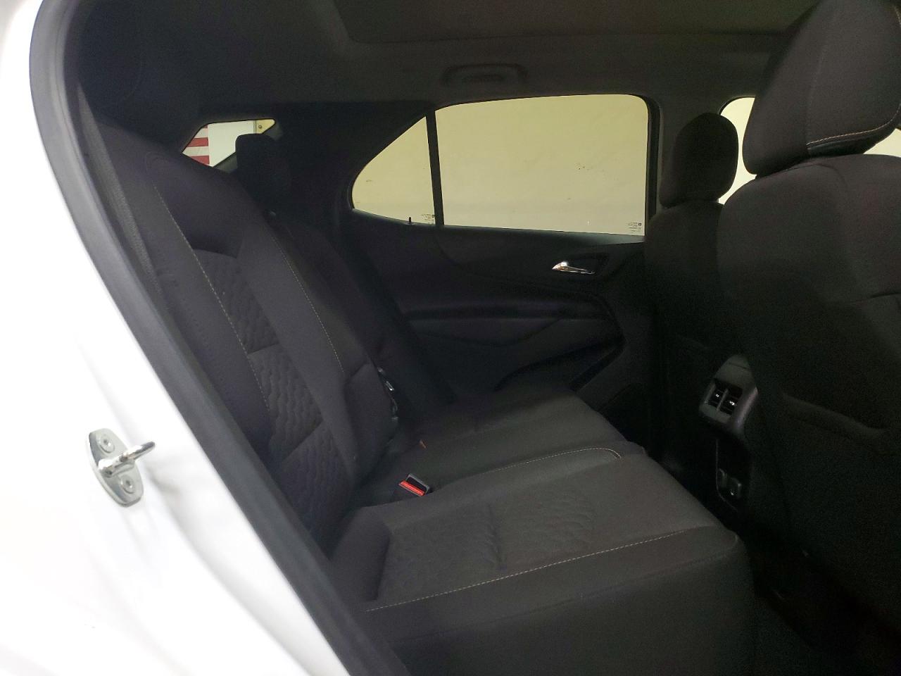2018 CHEVROLET EQUINOX LT photo 11