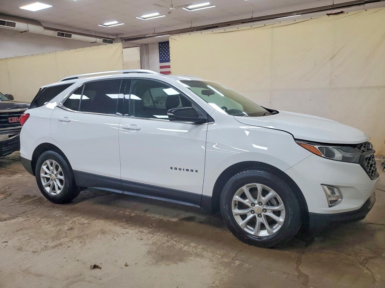 2018 CHEVROLET EQUINOX LT photo 4
