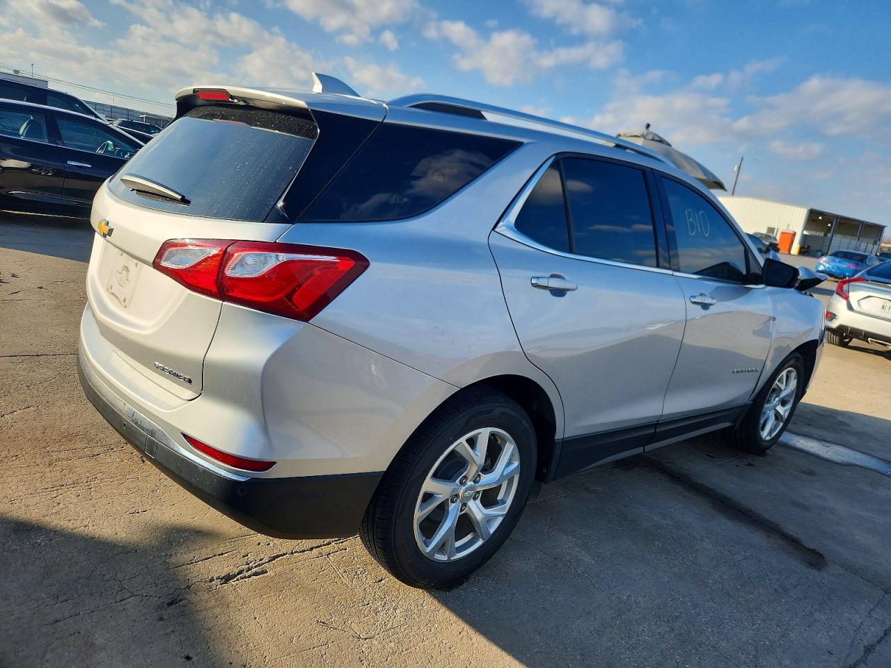 2020 CHEVROLET EQUINOX PREMIER photo 5