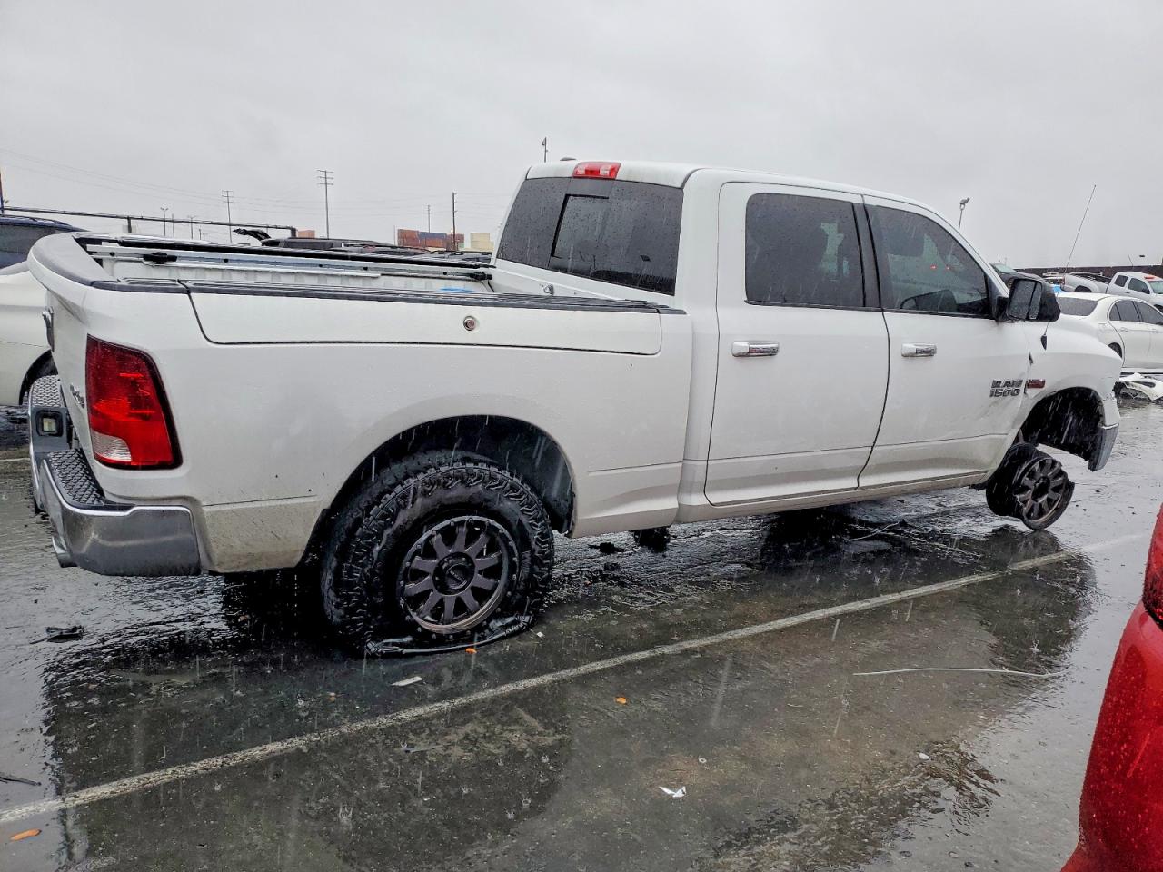 2014 RAM 1500 SLT photo 3