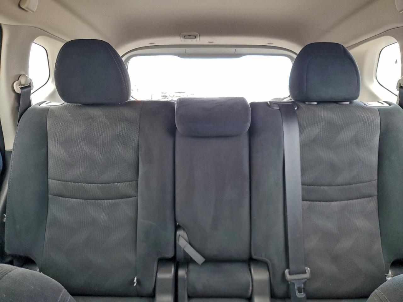 2016 NISSAN ROGUE S photo 10