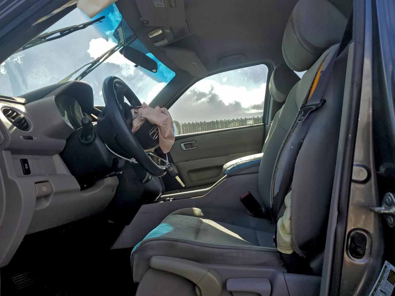 2012 HONDA PILOT LX photo 13