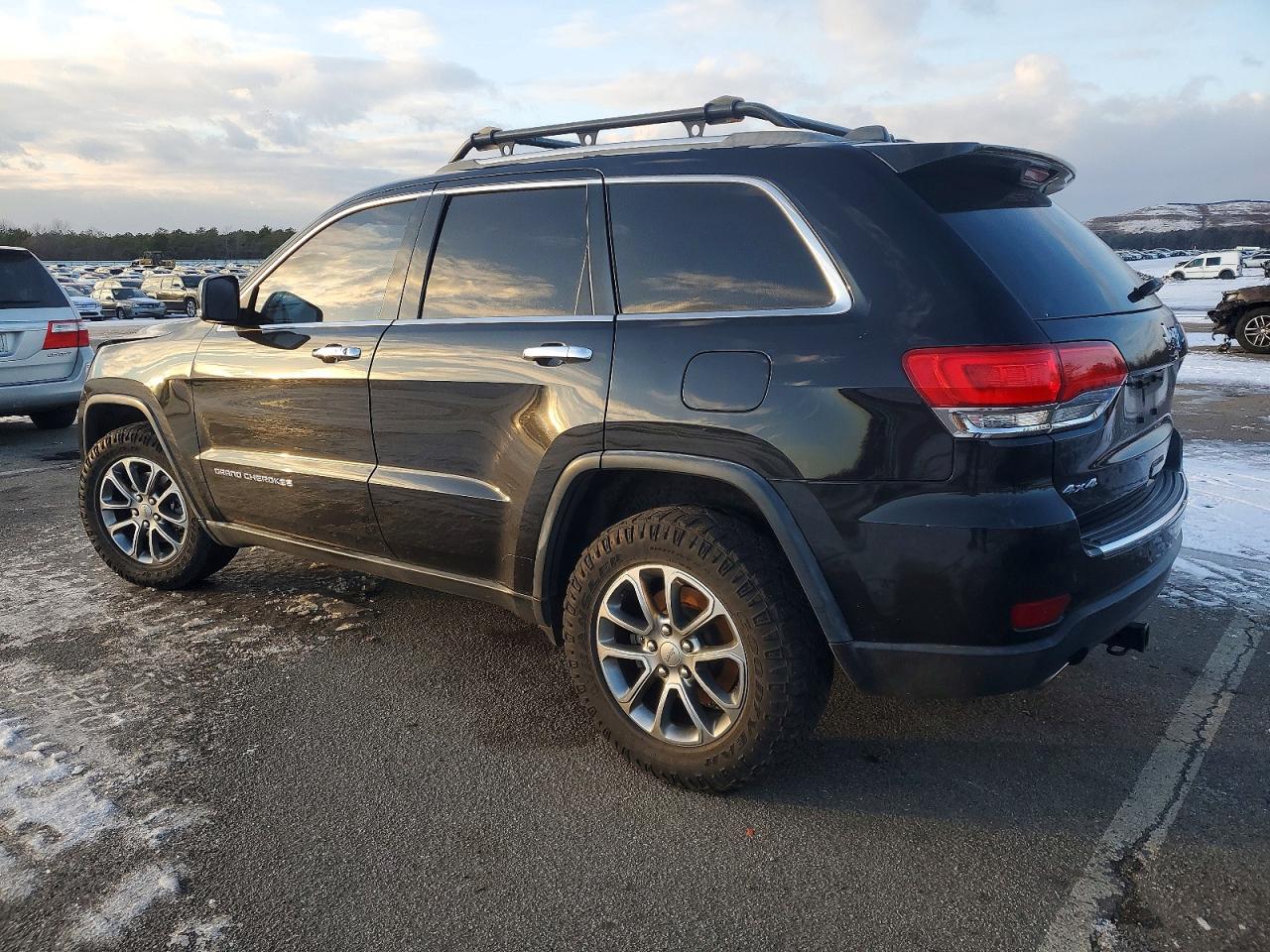 2014 JEEP GRAND CHEROKEE LIMITED photo 4