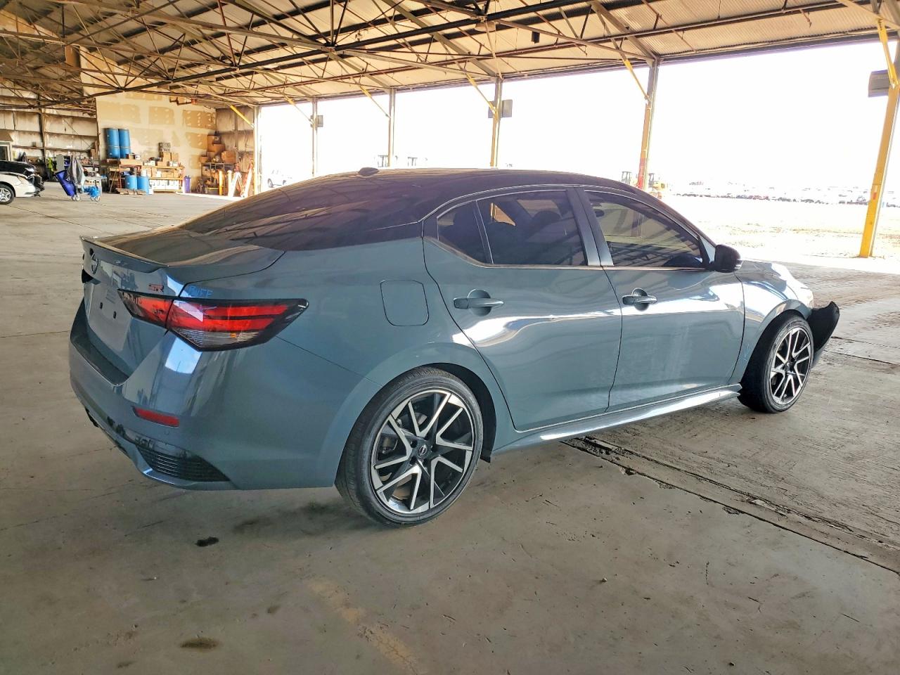 2025 NISSAN SENTRA SR photo 3