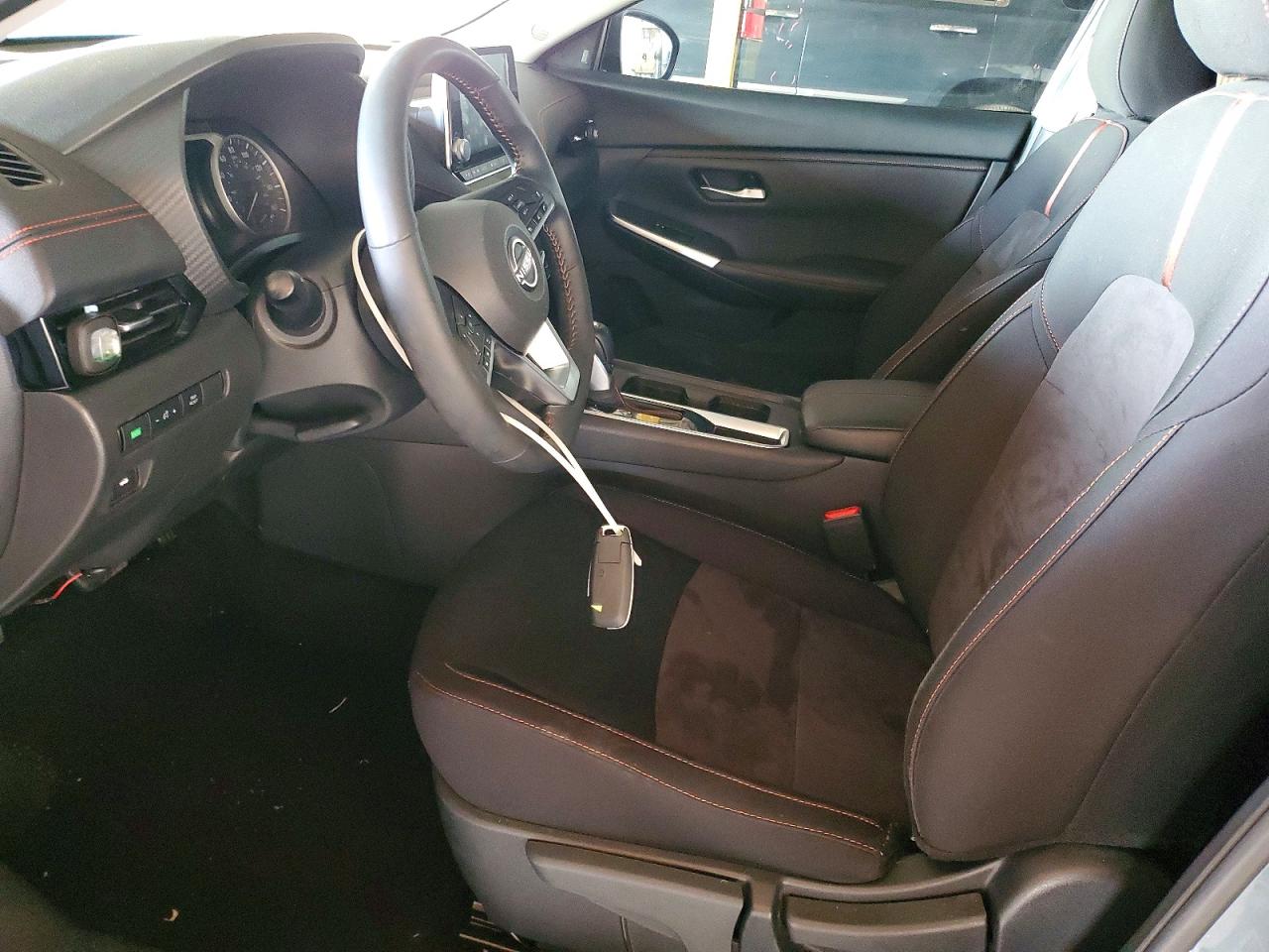 2025 NISSAN SENTRA SR photo 7