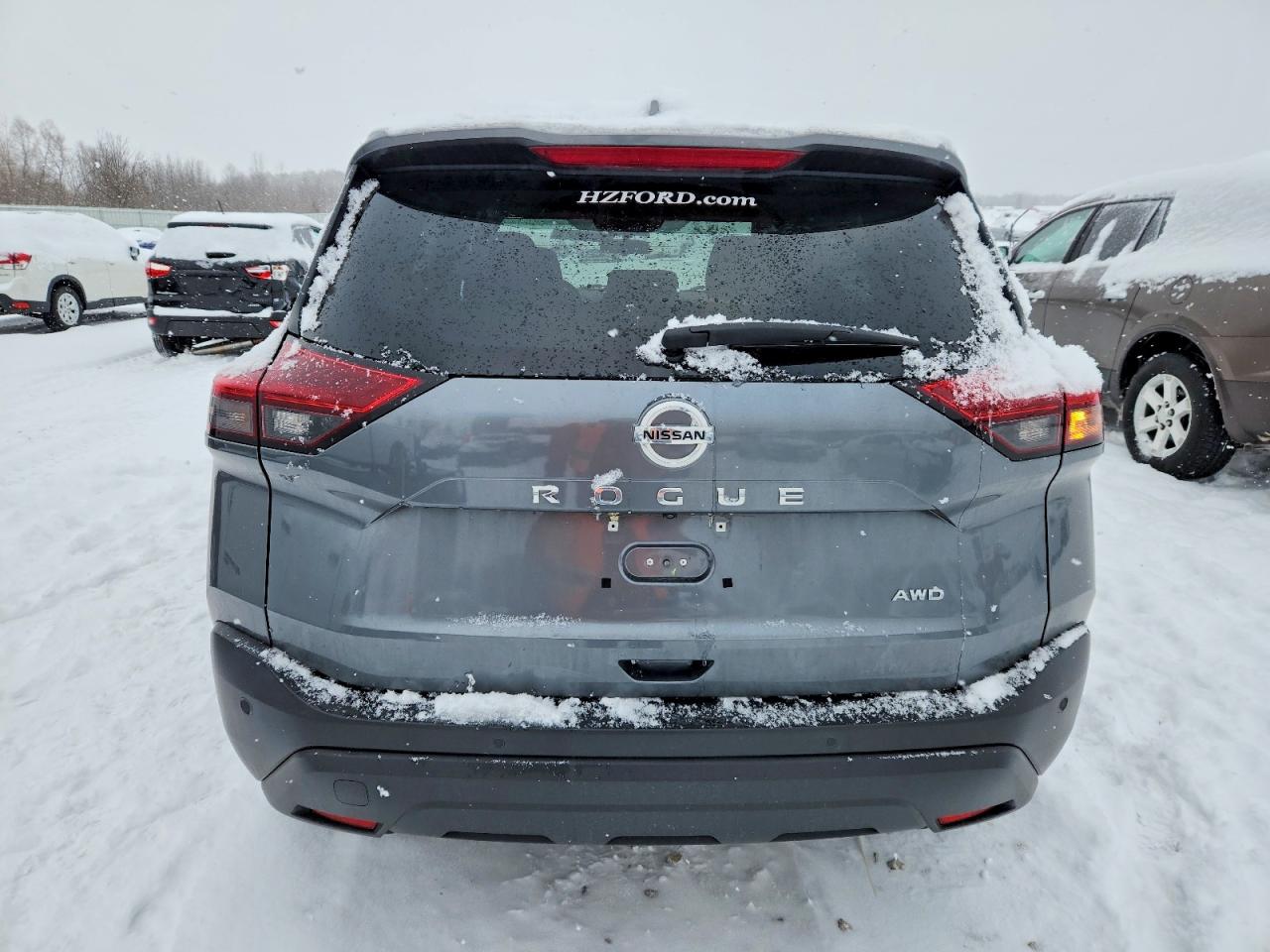2021 NISSAN ROGUE S photo 11