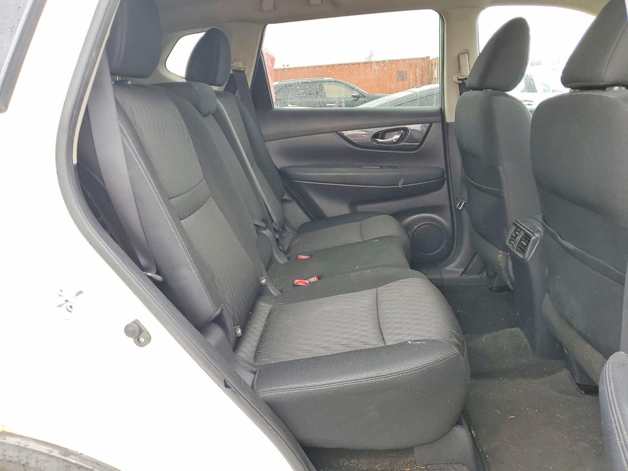 2018 NISSAN ROGUE S photo 11