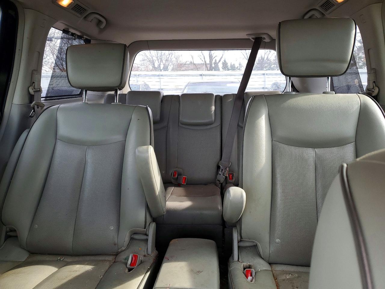 2015 NISSAN QUEST photo 10